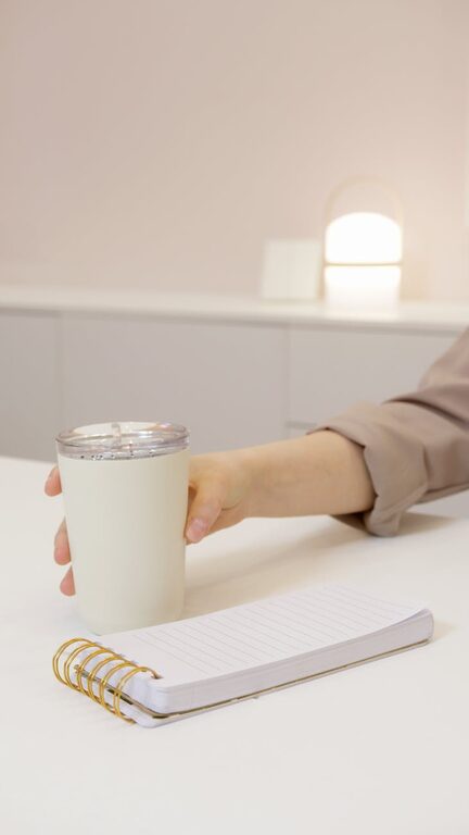 Simple Ways to Reduce Household Paper Clutter Quickly